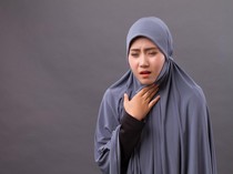Apakah Menelan Dahak Membatalkan Puasa?