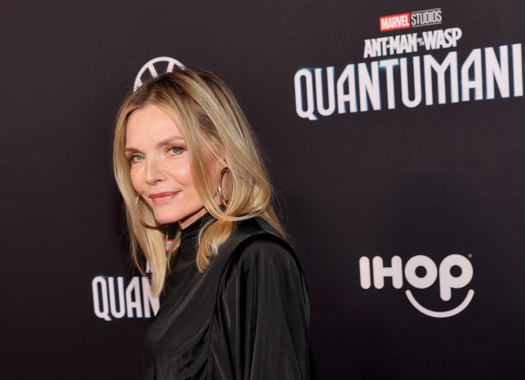 Michelle Pfeiffer saat menghadiri premiere film Ant-Man and the Wasp: Quantumania di Regency Village Theatre, Westwood, California, pada 6 Februari 2023.