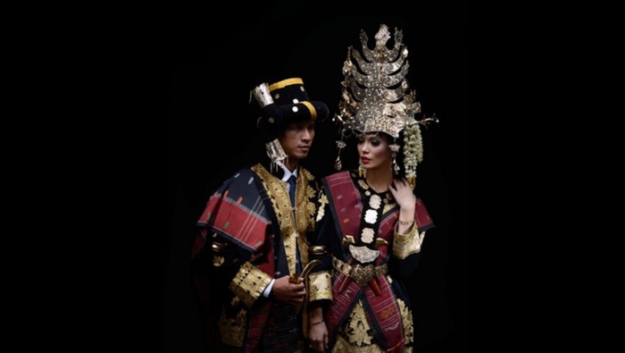 Baju Pengantin Adat Batak Mandailing.