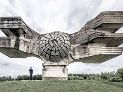 Bak di Negeri Alien! Foto Bangunan Futuristik Ini Beneran Ada di Bumi