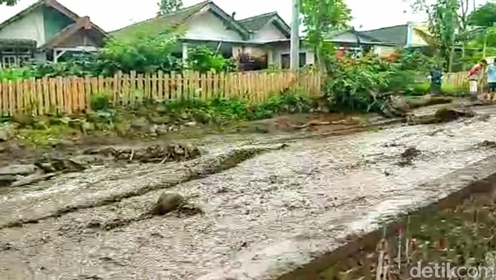 banjir di ijen bondowoso