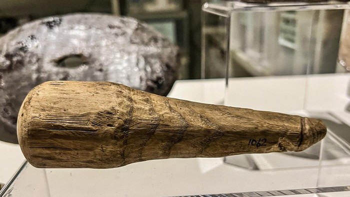 Arkeolog Temukan Dildo! Diduga Jadi yang Pertama di Era Romawi