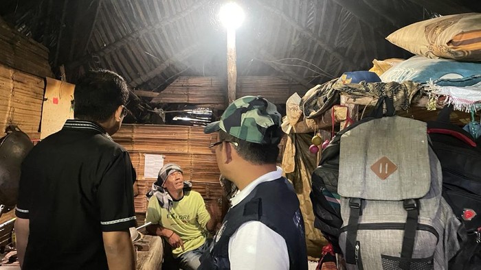 BPS Gereja Toraja membedah rumah warga muslim di Toraja Utara.