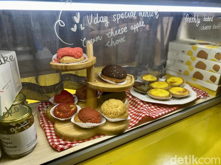 Ada Cheese Tart hingga Cenal-cenil yang Manis Legit di Dessert Markt