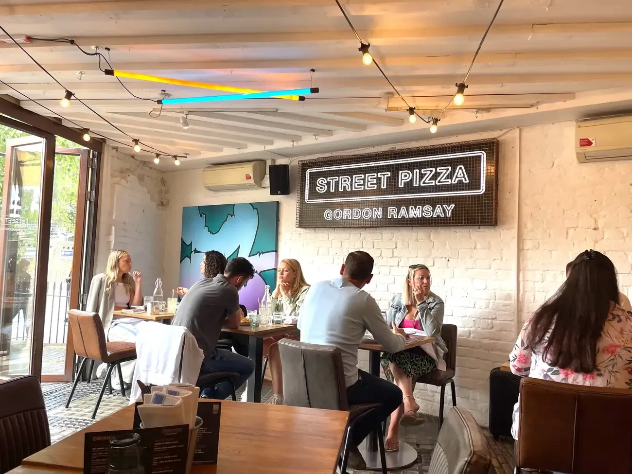 Gordon Ramsay Punya Resto Pizza di London, Menunya Dipuji Enak