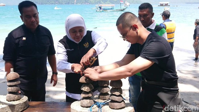 gubernur khofifah