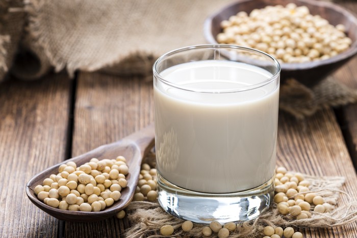 Susu Soya Penuhi Nutrisi Optimal Si Kecil yang Alergi Susu Sapi
