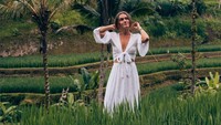 Namun ketenangan Alexandra Saper hidup di Bali diusik oleh seorang pria asal Inggris bernama Robert James Keating yang menguntitnya. Foto: Dok. instagram/@thewayfaress