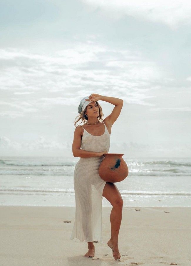 Alexandra beberapa kali mem-blok Robert dari Instagram namun dia selalu menemukan cara untuk mengganggunya lagi dengan akun yang lain.  Foto: Dok. instagram/@thewayfaress