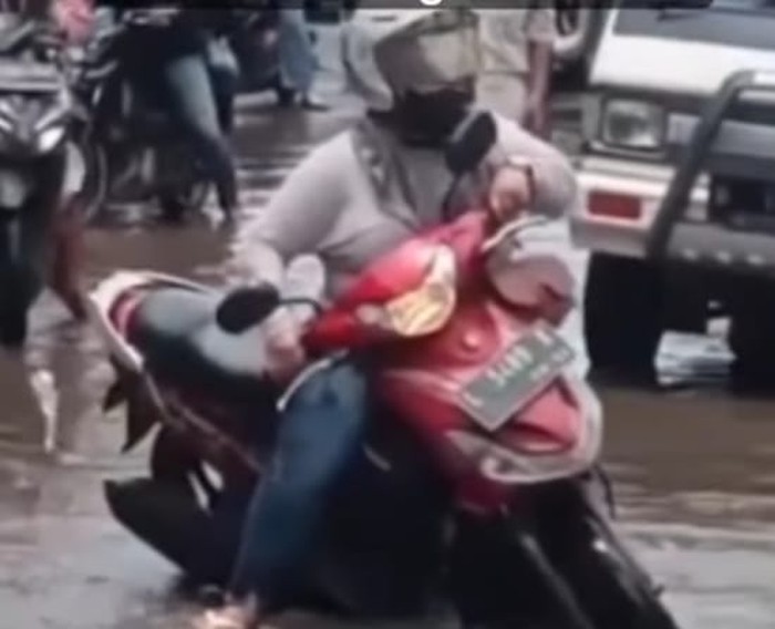 jalan berlubang di sidoarjo