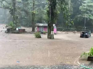 Sempat Putus Total Akibat Longsor, Jalur Padang-Bukitinggi Dibuka Lagi