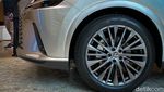 Potret Lexus RX Terbaru yang Bikin 1.000 Orang Indonesia Antre!