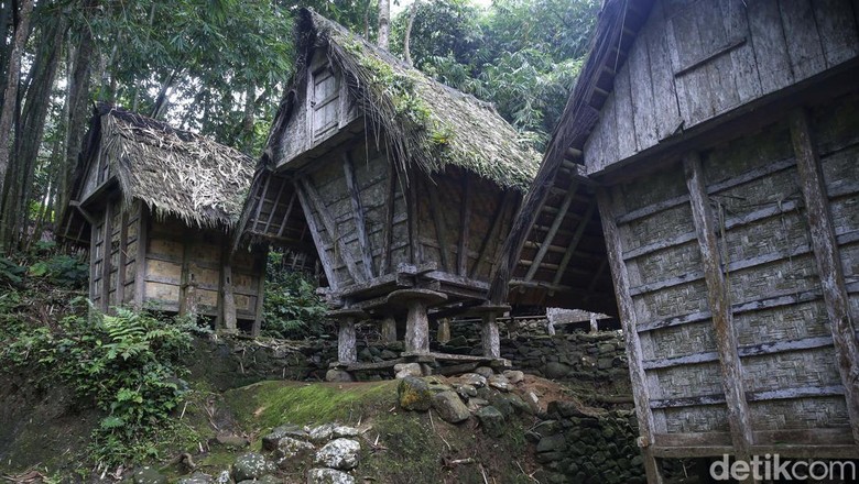 Lumbung orang Baduy Lumbung orang Baduy