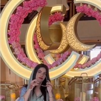 Lulusan University of Sydney yang besar di Dubai itu terpilih prestasinya. Mariam yang aktif di dunia fashion terinspirasi mengikuti ajang kecantikan.  Foto: Instagram