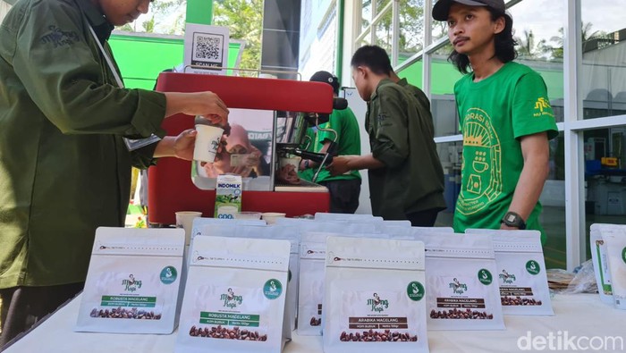 Mung Kopi hasil produksi SMA Maarif, Magelang. Foto diambil Selasa (21/2/2023).