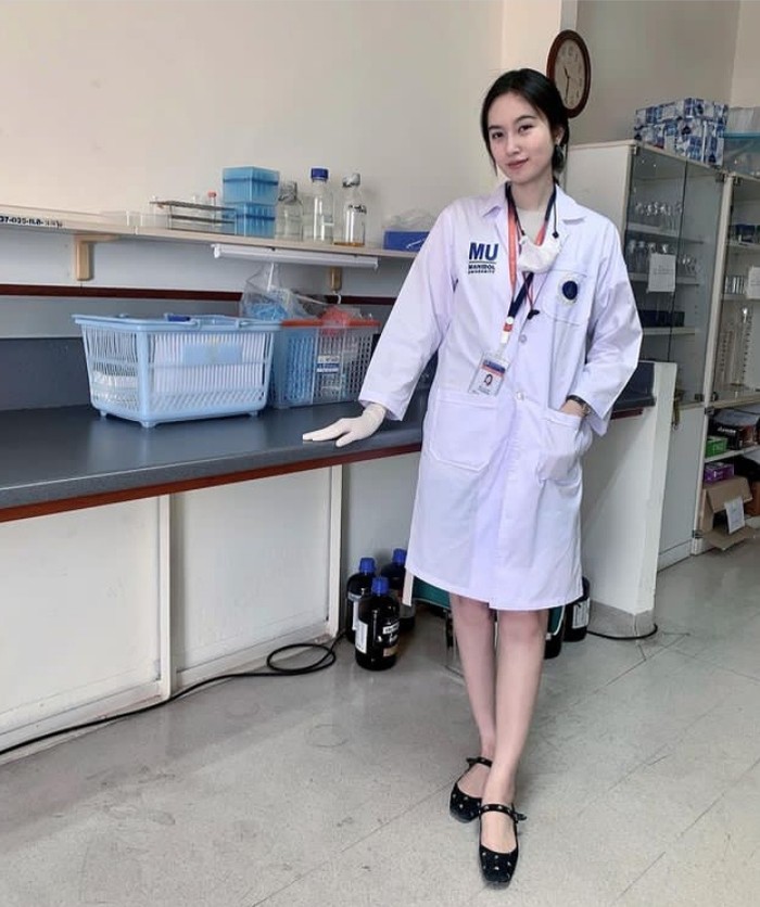 Sisi Lain Transgender Nong Poy, Peneliti dan Pendiri Perusahaan Farmasi