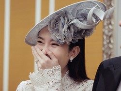 7 Gaya Nong Poy, Transgender Tercantik Gelar Pesta Lajang Jelang Menikah