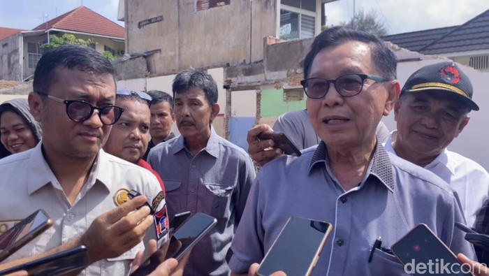 Pemilik rumah singgah Bung Karno di Padang yang dihancurkan, Soehinto Sadikin