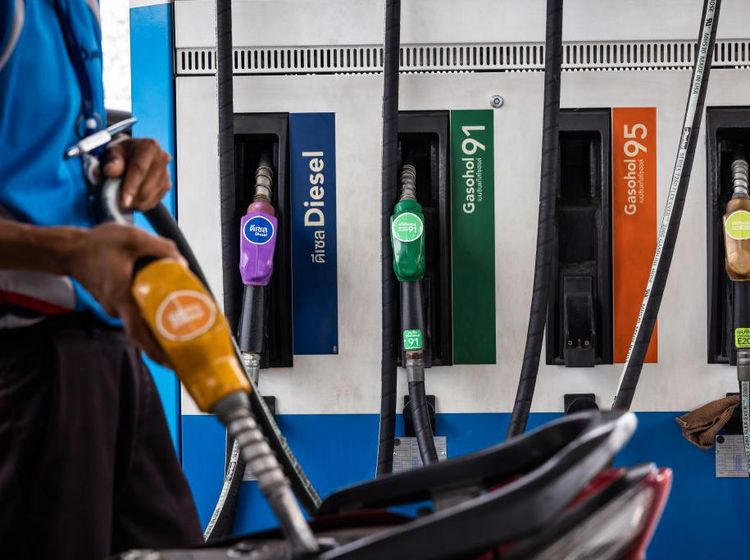 Potret 10 Negara dengan Harga BBM Termahal, RI ke Berapa?