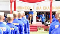 Rektor IPDN, Hadi Prabowo menyambut antusias seluruh rangkaian kegiatan dalam rangka Dies Natalis IPDN tahun ini. Menurutnya sesuai dengan perkembangan zaman, Dies Natalis IPDN tahun ini mengangkat tema “Melalui Optimalisasi Digitalisasi Kita Tingkatkan Profesionalisme Kader Pamong Praja Menuju Tata Kelola Pemerintahan Kelas Dunia”.