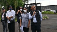 Penguasaan fisik aset dimaksud, dilakukan oleh Satgas BLBI dipimpin Rionald Silaban selaku Ketua Satgas BLBI, bersama Purnama T. Sianturi selaku Ketua Sekretariat Satgas BLBI, Kakanwil DJKN DKI Jakarta Aloysius Yanis Dhaniarto, Kepala KPKNL Jakarta V, Bareskrim Polri dan jajaran terkait lainnya.