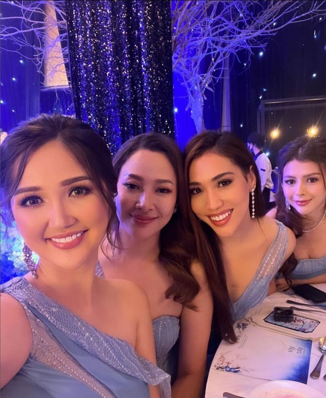 Pagi harinya, Ayu Maulida dan Adi Pane menggelar akad nikah. Keduanya akhirnya sah secara agama setelah sang suami mengucapkan ijab kabul. Foto: Instagram