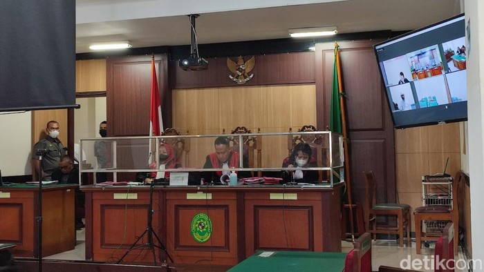 Sidang putusan perkara pernikahan kambing dan manusia