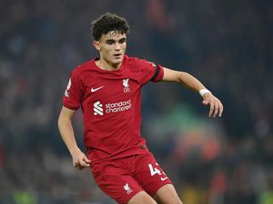 Nasibmu Barcelona, Mau Pinjam Pemain Saja Tak Bisa