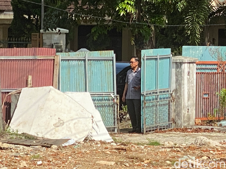 Potret Rumah Singgah Bung Karno di Padang yang Rata dengan Tanah