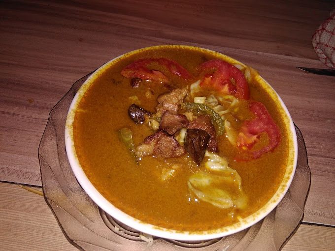 Rekomendasi tongseng enak harga Rp 20.000-an.