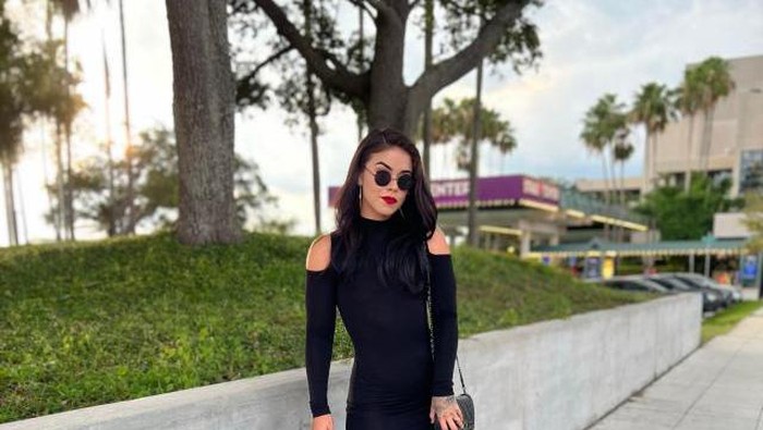 Viral Wanita Nekat Pangkas Payudara demi Cegah Kanker, Kini Berdada Rata