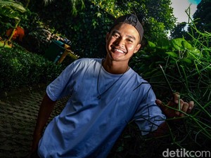 Lolos Sertifikasi Pembimbing Haji, Aiman Ricky Dilema soal Karier Artis