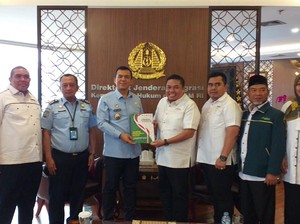 Amphuri Minta Keringanan Syarat Paspor Haji-Umrah, Ini Respons Imigrasi