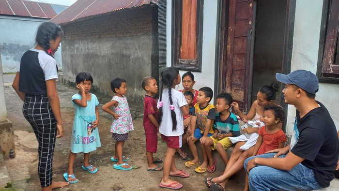 Anak-anak di Desa Bengkala, Buleleng, Bali Selasa (14/2/2023). Sebagian bocah-bocah itu bisa bahasa Kolok untuk berkomunikasi dengan penyandang disabilitas tuli.
