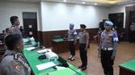 Potret Bharada Eliezer Pakai Seragam Dinas Polri Saat Sidang Etik