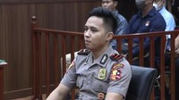 Eliezer sendiri telah divonis bersalah melakukan pembunuhan berencana terhadap Yosua dengan hukuman 1,5 tahun penjara. (dok. Polri)