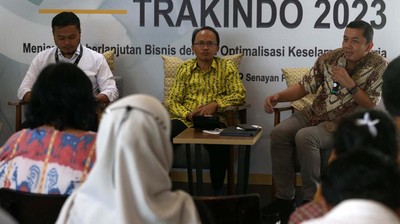 Diskusi Membahas Optimalisasi Keselamatan Kerja