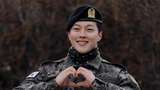 Tampil Perdana Usai Wamil, Jang Ki Yong Gagah Pakai Baju Tentara