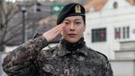 Tampil Perdana Usai Wamil, Jang Ki Yong Gagah Pakai Baju Tentara