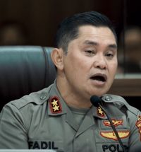 Intip Isi Garasi Irjen Fadil Imran Yang Ditunjuk Jadi Kabaharkam Polri