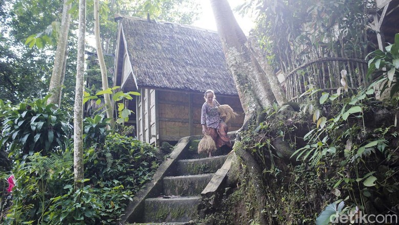 Kasepuhan Sinar Resmi