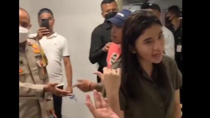 Kasus Debt Collector Bentak Polisi Buntut Tarik Mobil Selebgram Clara Shinta