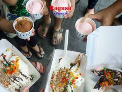 Ada Es Krim dan Gado-gado Legendaris di Dekat Stasiun Gambir