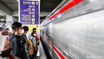Melihat Pilar Besar Stasiun Manggarai yang Dikeluhkan Anker