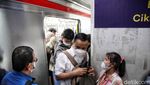 Melihat Pilar Besar Stasiun Manggarai yang Dikeluhkan Anker