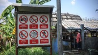 Setiap harinya, tempat pengolahan itu menerima limbah dari sembilan pabrik tahu yang ada di wilayah tersebut. 