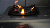 Setiap bulannya, warga cukup membayar Rp 20 ribu untuk bisa mendapatkan aliran biogas.