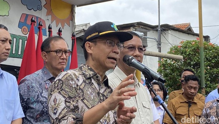 Viral Bayi Obesitas di Bekasi Bobot 27 Kg, Menkes Angkat Bicara