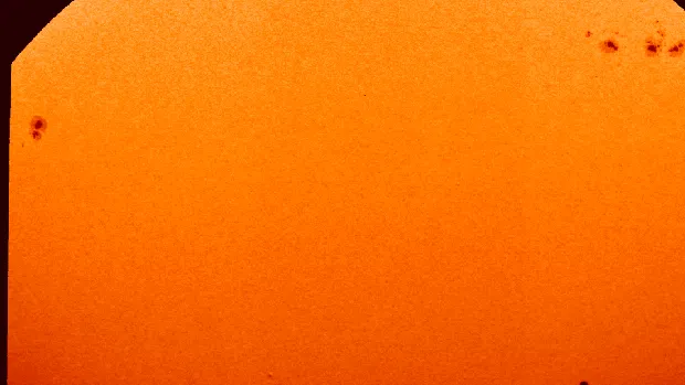 Merkurius melintasi Matahari tertangkap oleh instrumen Solar Orbiter