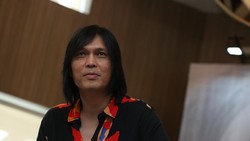 Hanya Lagu Ini yang Boleh Dinyanyikan Once Mekel dari Dewa 19